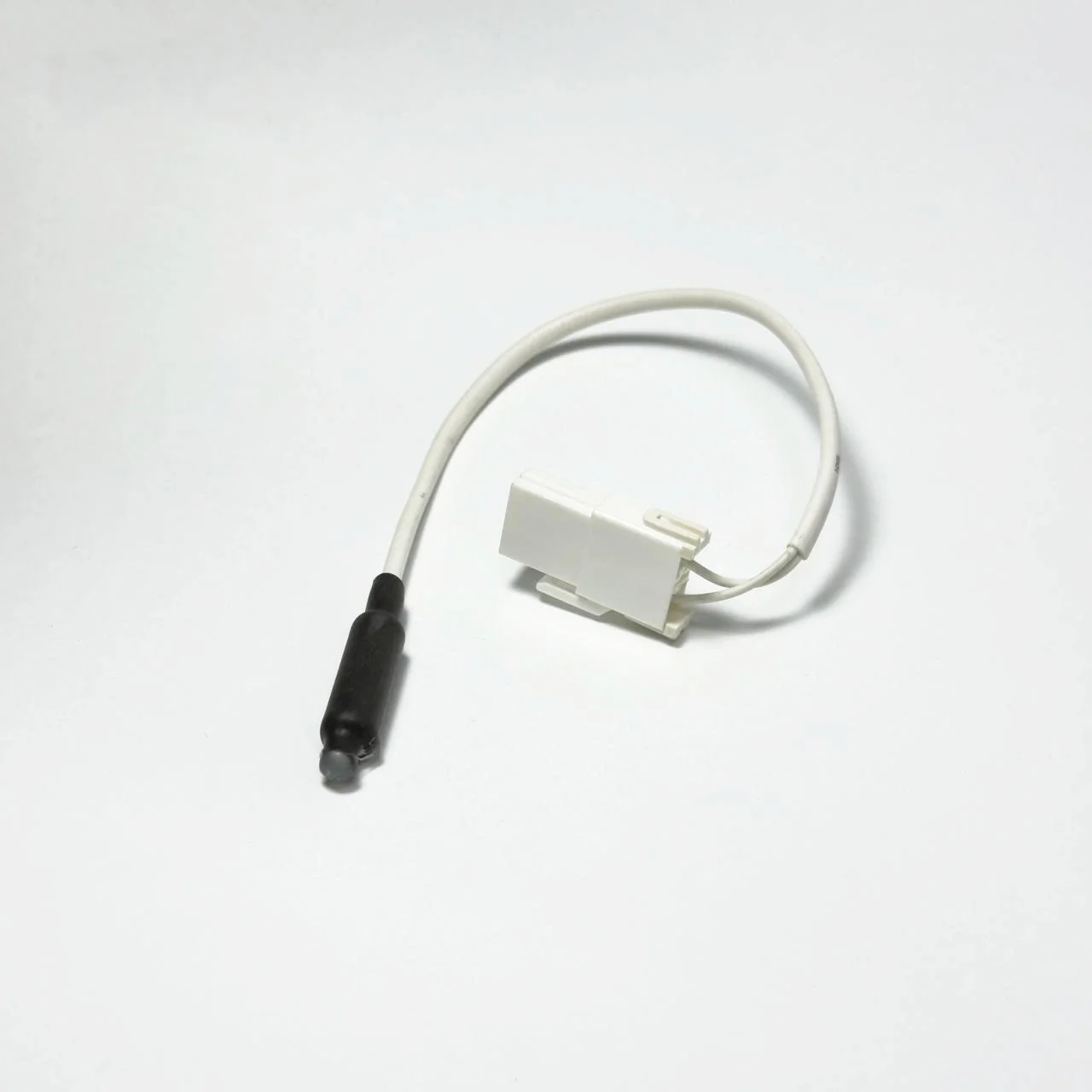 Датчик испарителя Haier 0060401179 (L-170±10мм, 2кОм)