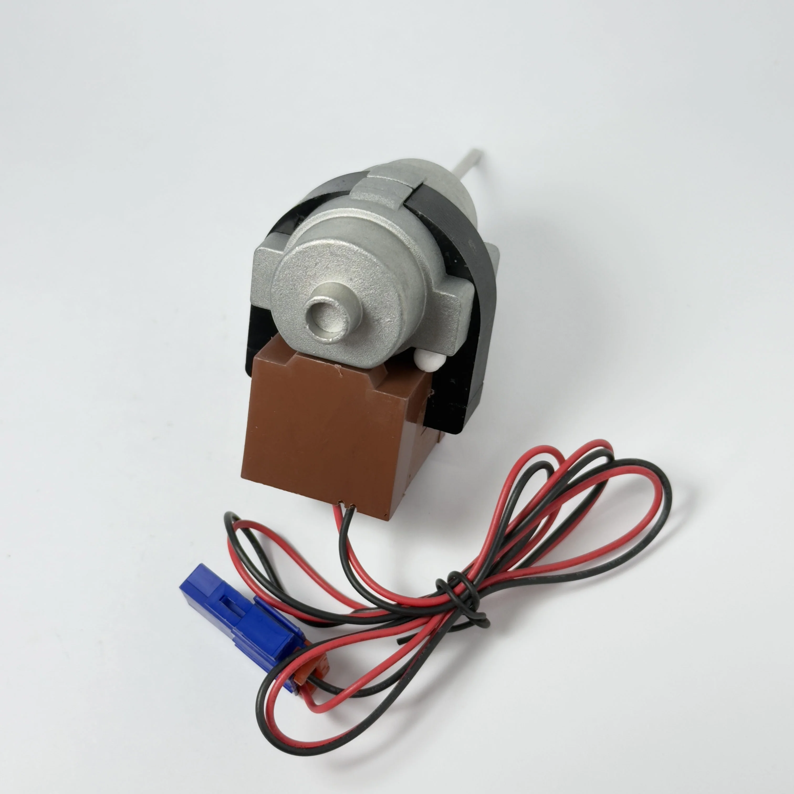 Вентилятор Daewoo, Bosch D4612AAA21 12V, 3.3W, 2050rpm, шток Ø-3,17мм, L-38мм - изображение 3